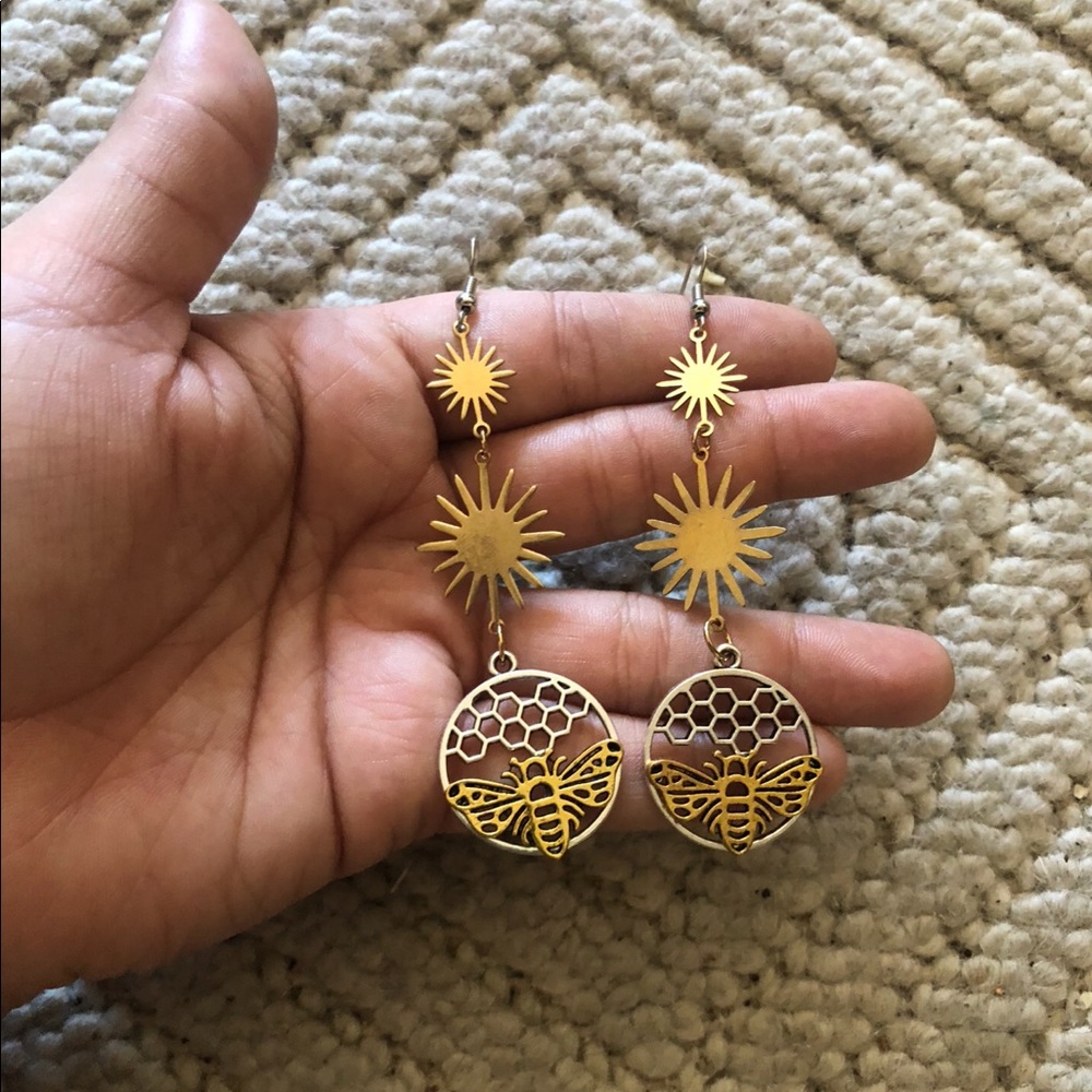 Honey bee earrings